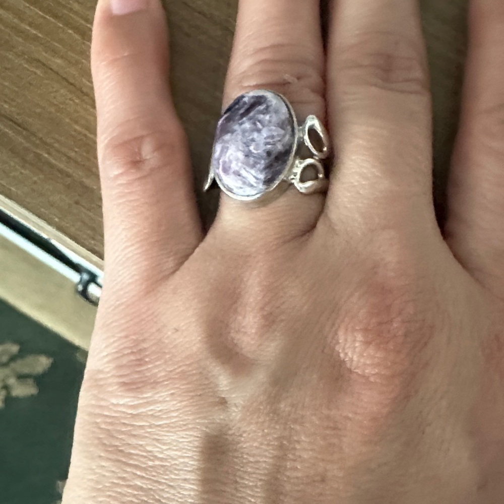 Elegant 925 Silver and Purple Women's Ring size 7 1/2 - Picture 6 of 6